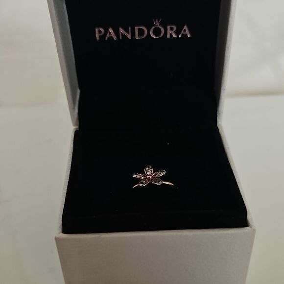 Pandora Daisy Rose Gold Ring Size 7 - Picture 6 of 16